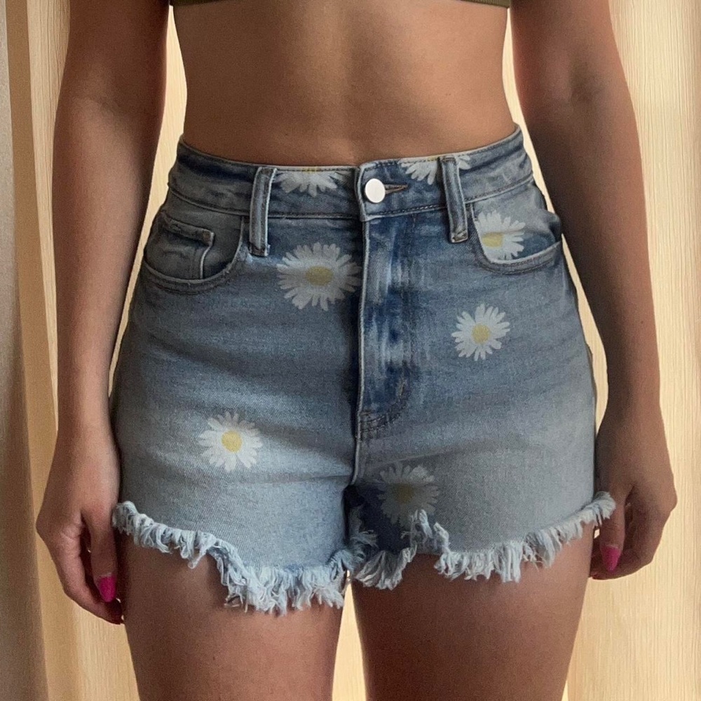 summer floral denim shorts NWOT size 5
